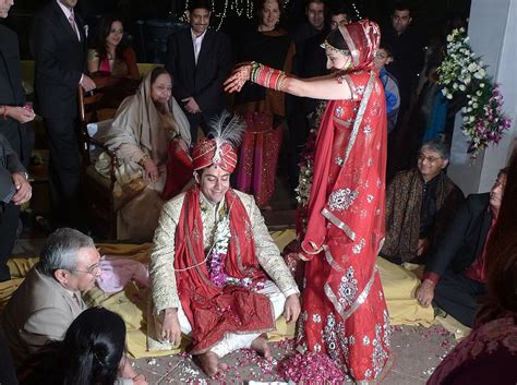 Wedding ceremony wikipedia - It is estimated that the cost of an Indian wedding ranges between ₹500,000 and ₹50 million (from US$6,747.14 to US$674,743.50, respectively). An Indian is likely to spend one-fifth of his total lifetime wealth on a wedding. Destination weddings Wedding mandap for Hindu ceremony. 